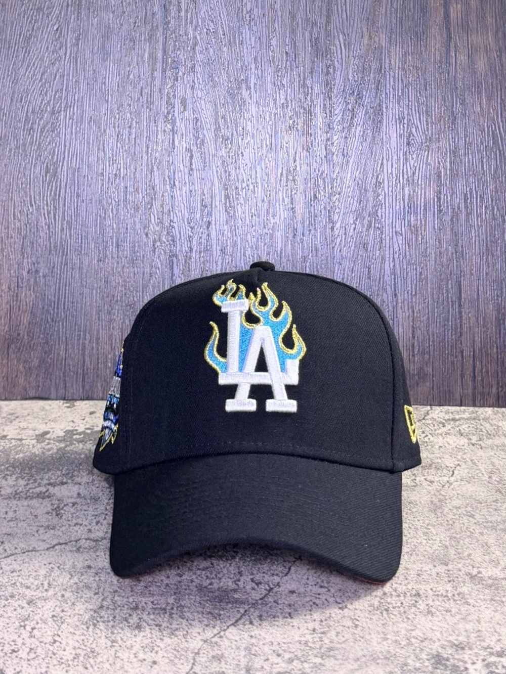 New Era 9FORTY LA Dodgers 40 Anniversary Side Patch Blue Flame Snapback Hat OSFA